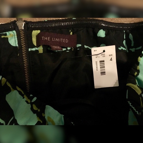 BNWT STRAPLESS LIMITED DRESS - Picture 2 of 5